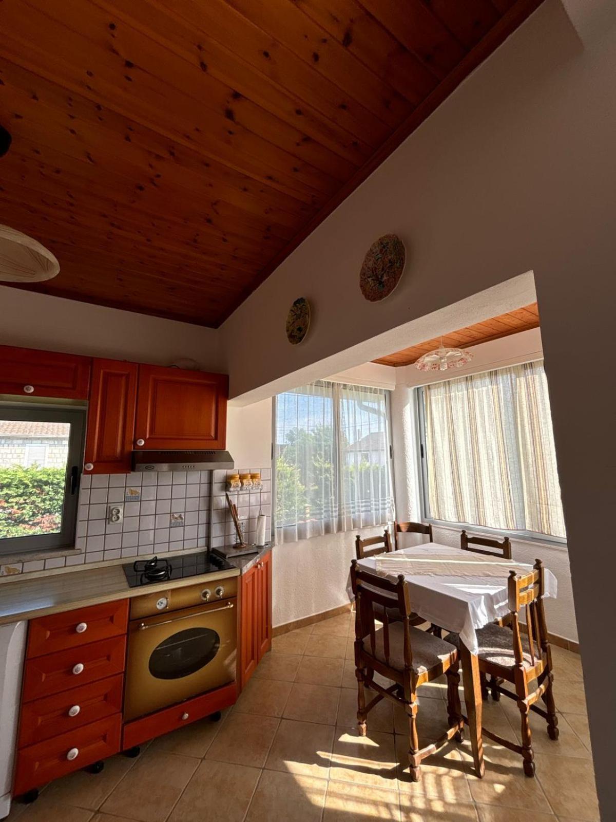 Holiday Home Zenit Ulcinj Exterior photo