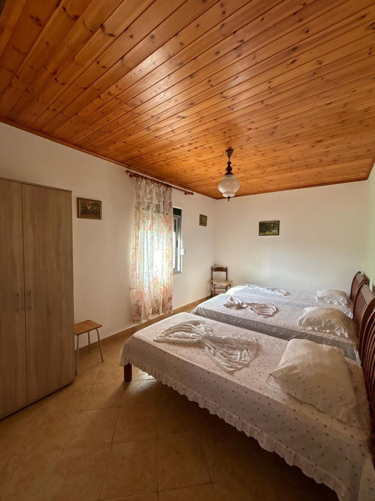 Holiday Home Zenit Ulcinj Exterior photo